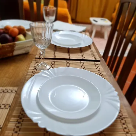 Appartement Calmly, Spacious Next To Embassy
