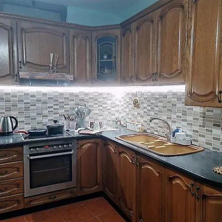 Calmly, Spacious Next To Embassy * Tirana